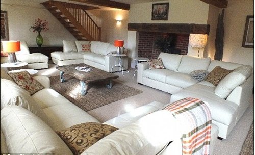 皮特朱莉豪宅內(nèi)部曝光 造價(jià)千萬(wàn)堪比大型會(huì)所